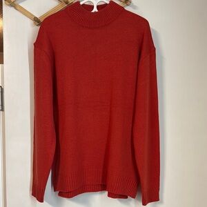 Vibrant Red Knit Sweater with Crew Neck and Long Sleeves